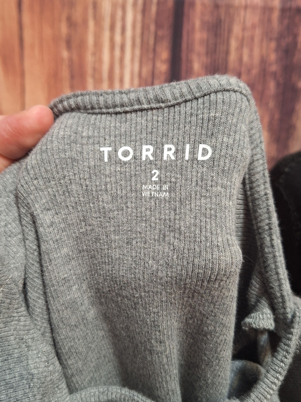 torrid Gray Long Sleeve Henley Top with Square Neck Size 2 - Picture 5 of 5